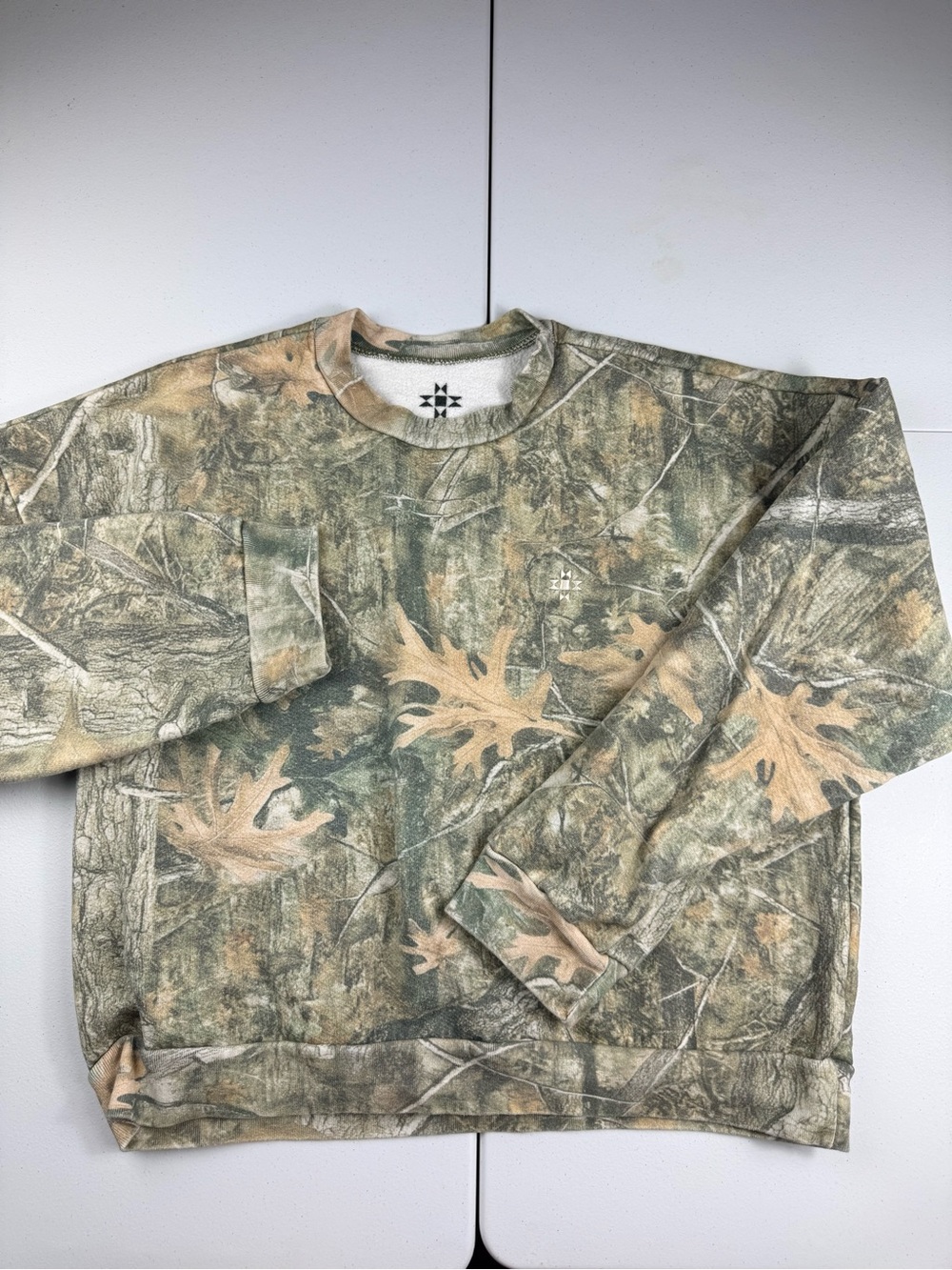 Kacey Musgraves Deeper Well World Tour camo crewneck sweatshirt